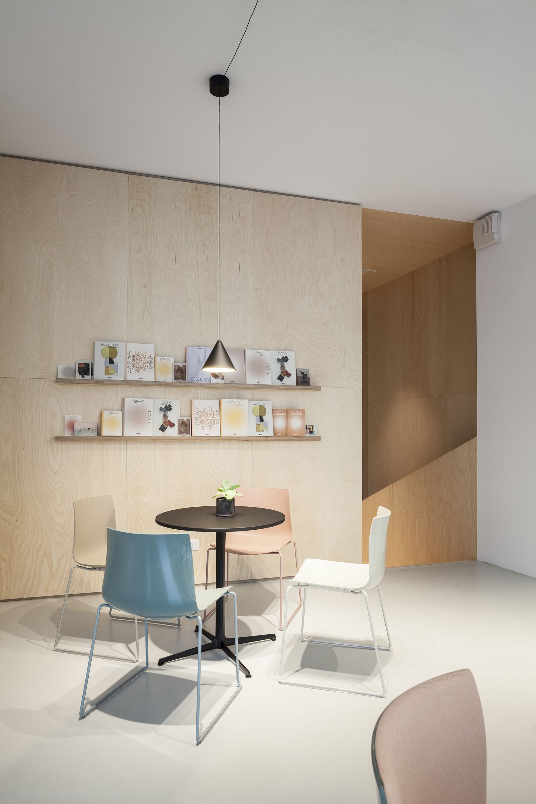 培训火狐官方网站|布面培训椅|办公火狐官方网站|火狐HUOHU（中国）火狐官方网站|Catifa 46 培训椅